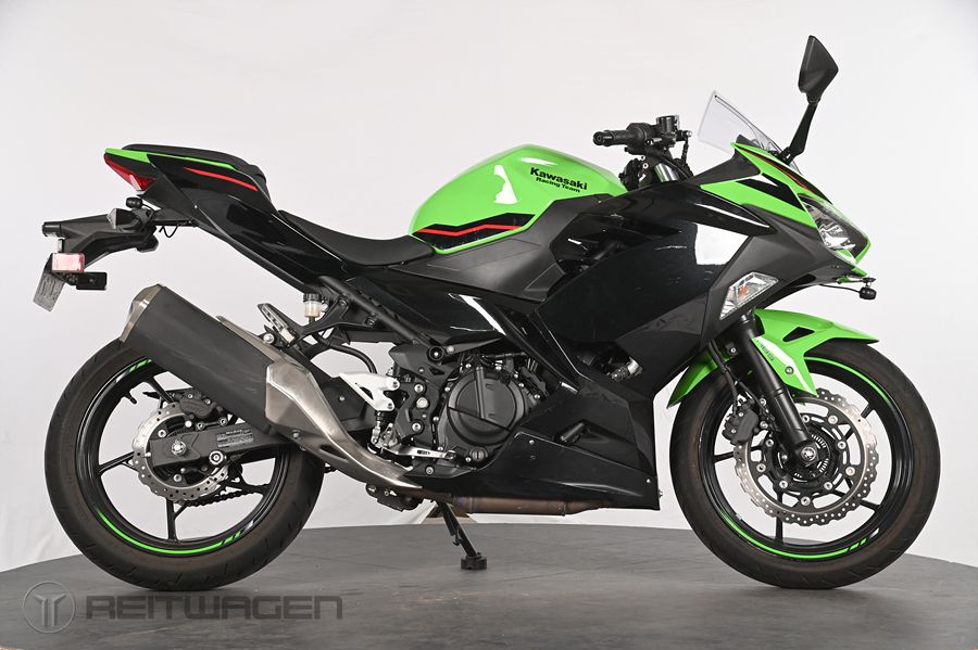 가와사키 닌자 400 ABS main