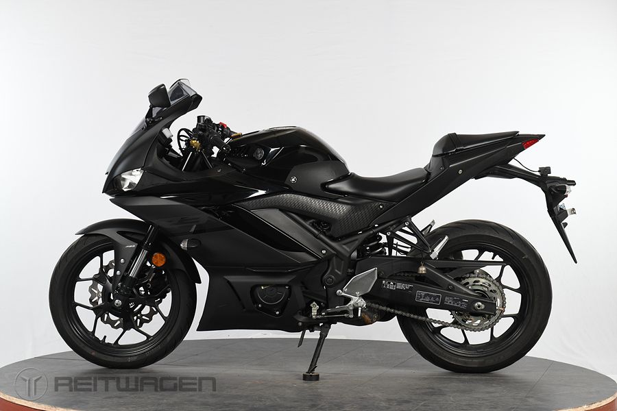 야마하 YZF R3 thumb 2