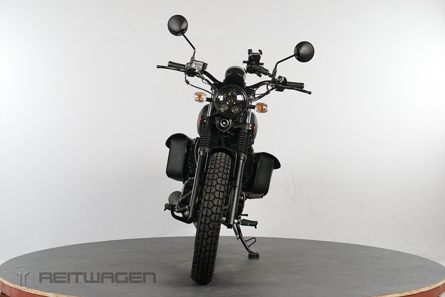 기타 킹스턴 125 more