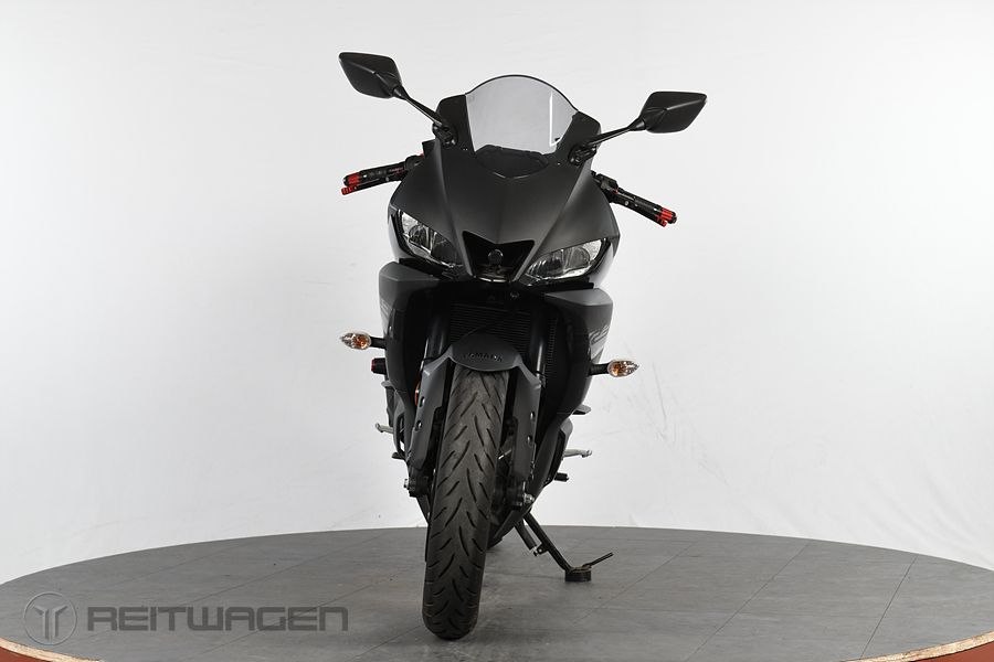야마하 YZF R3 more