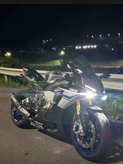 야마하 YZF R1 M 2015 블랙 사진 1