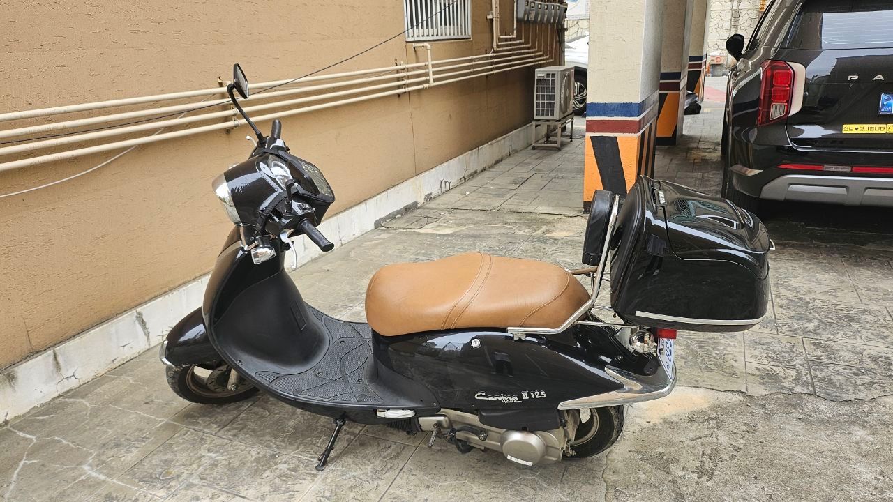 케이앤씨모터스 뉴 카빙 II 125 main
