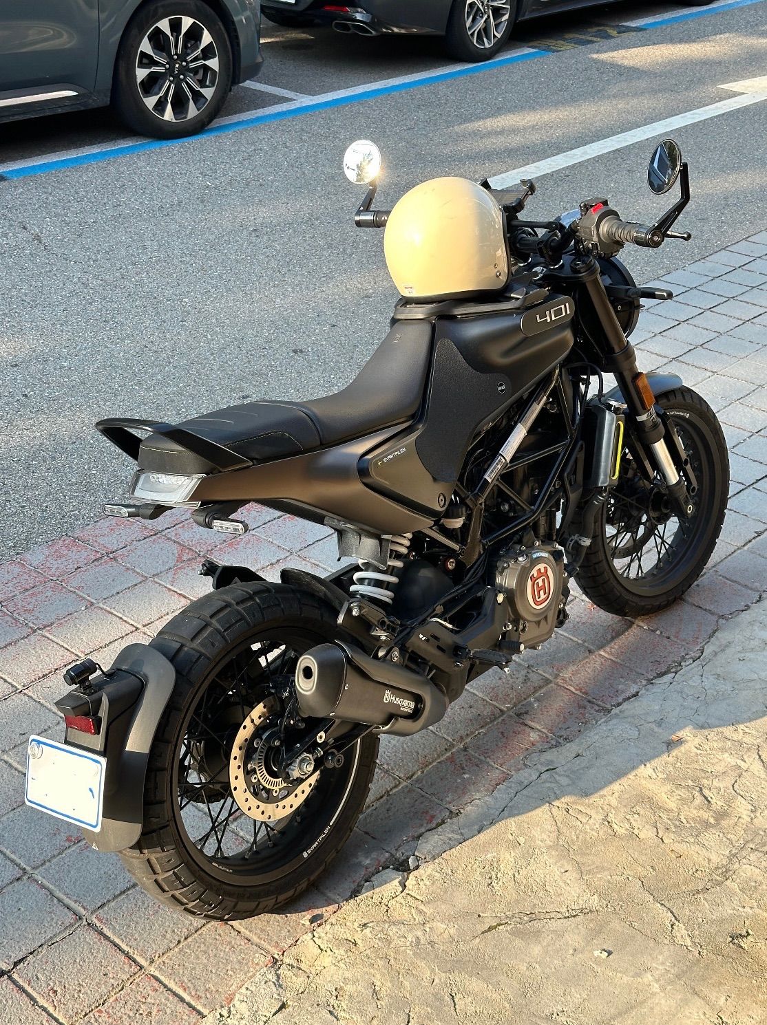 허스크바나 스바르트필렌 401 thumb 2