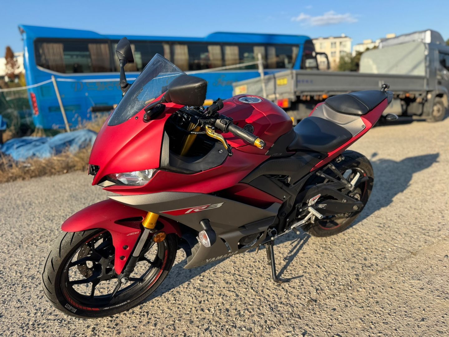 야마하 YZF R3 thumb 2