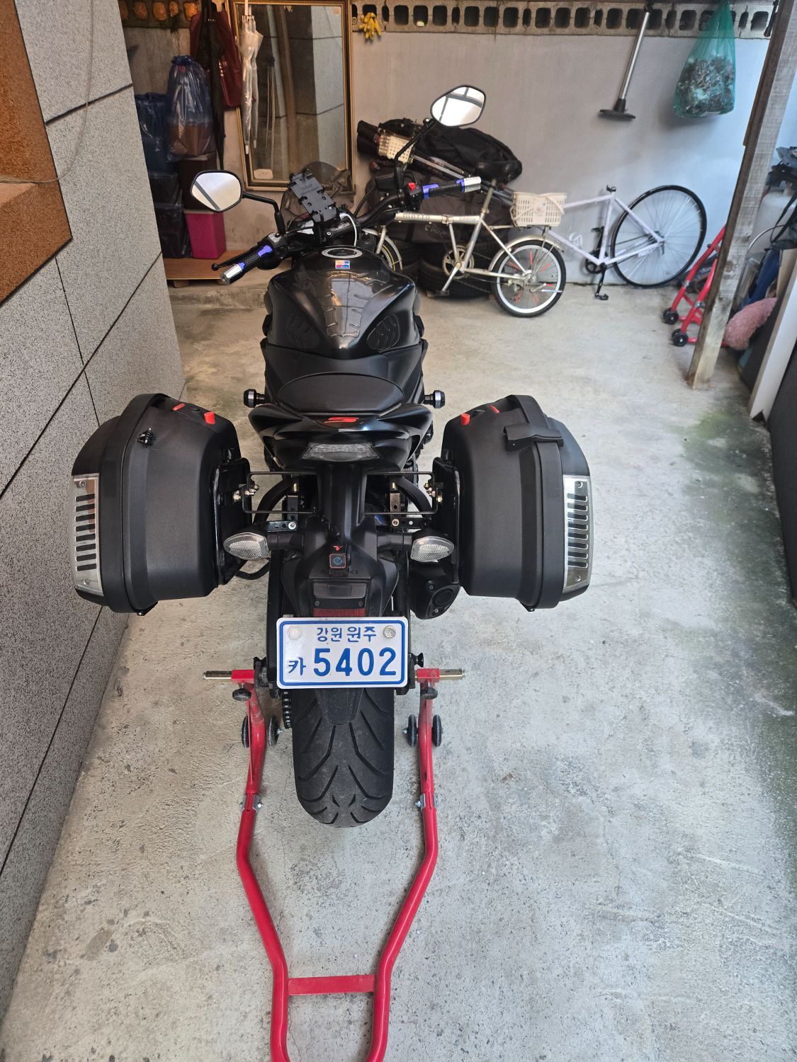 스즈키 GSX S 1000 more