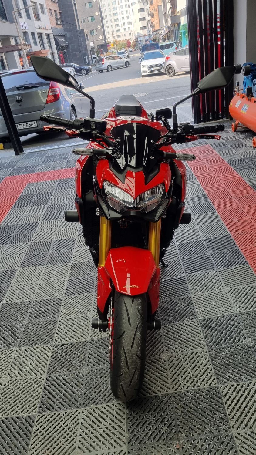 가와사키 Z 900 ABS 50주년 2022 레드 사진 1