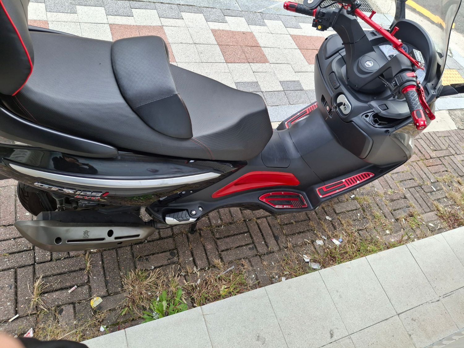 SYM 보이져 125 i thumb 2