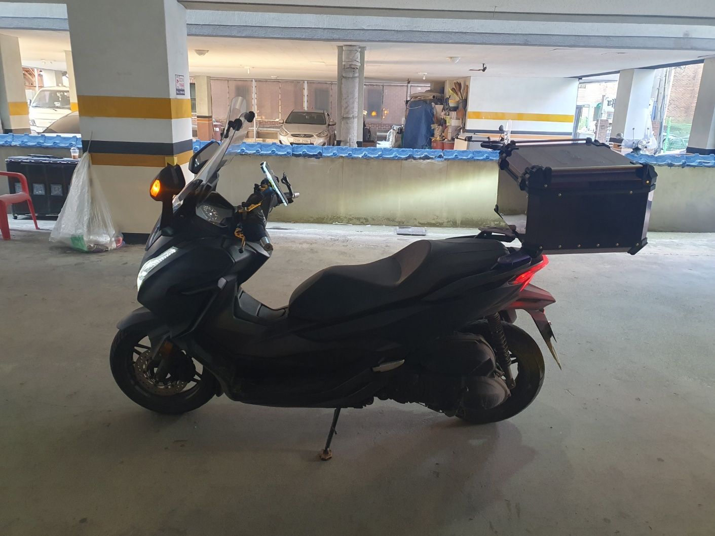 혼다 포르자 300 more