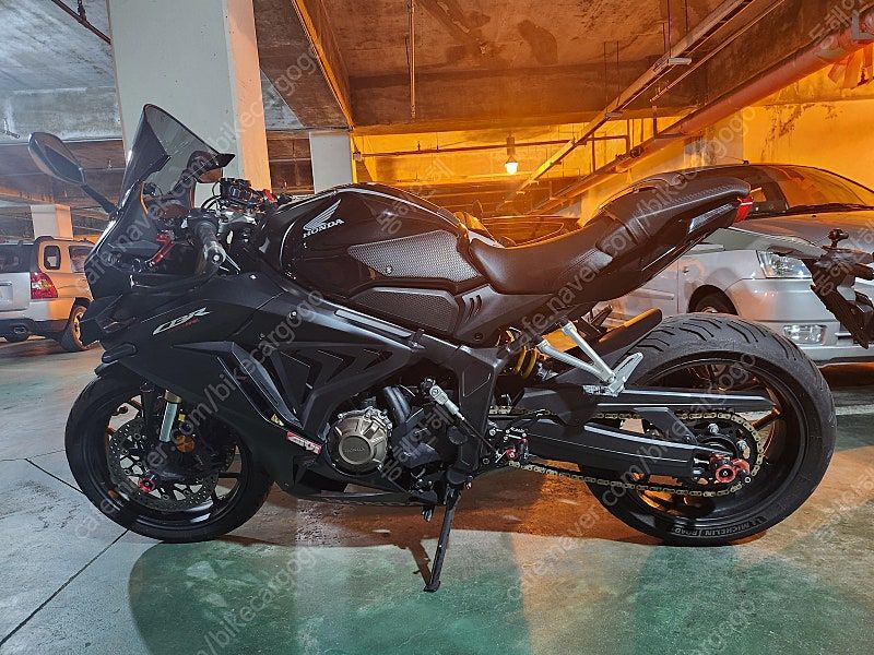 혼다 CBR 650 R MT thumb 2