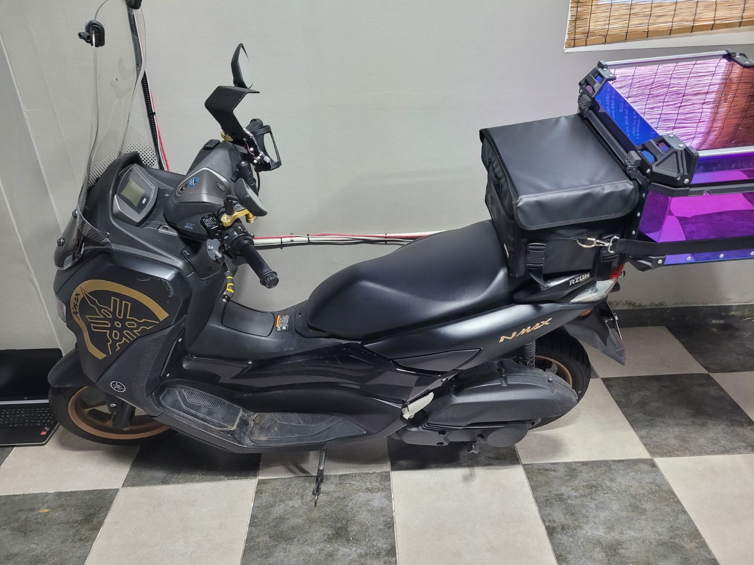 야마하 NMAX 125 thumb 2