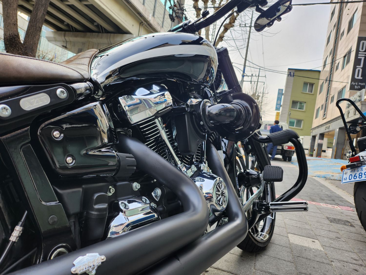 할리데이비슨 브레이크아웃 114 2022 블랙 사진 5