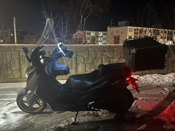 야마하 XMAX 300 ABS thumb 2