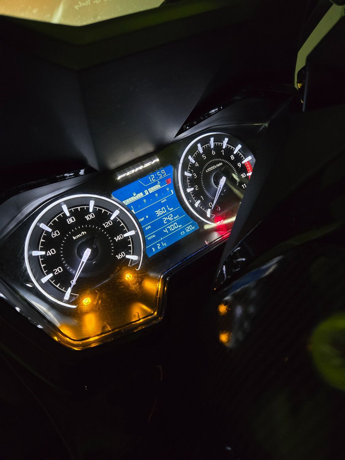 혼다 포르자 350 main