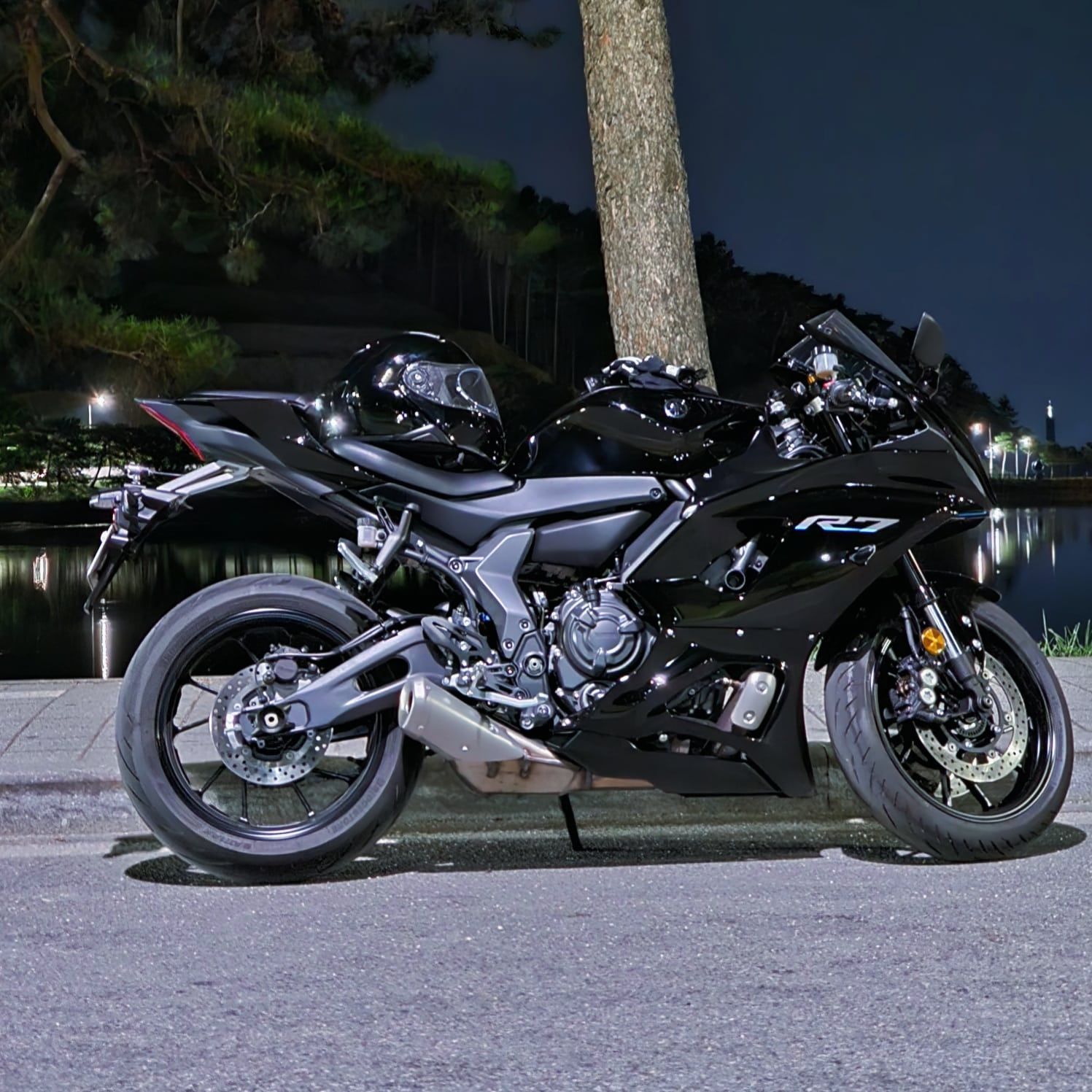 야마하 YZF R7 more