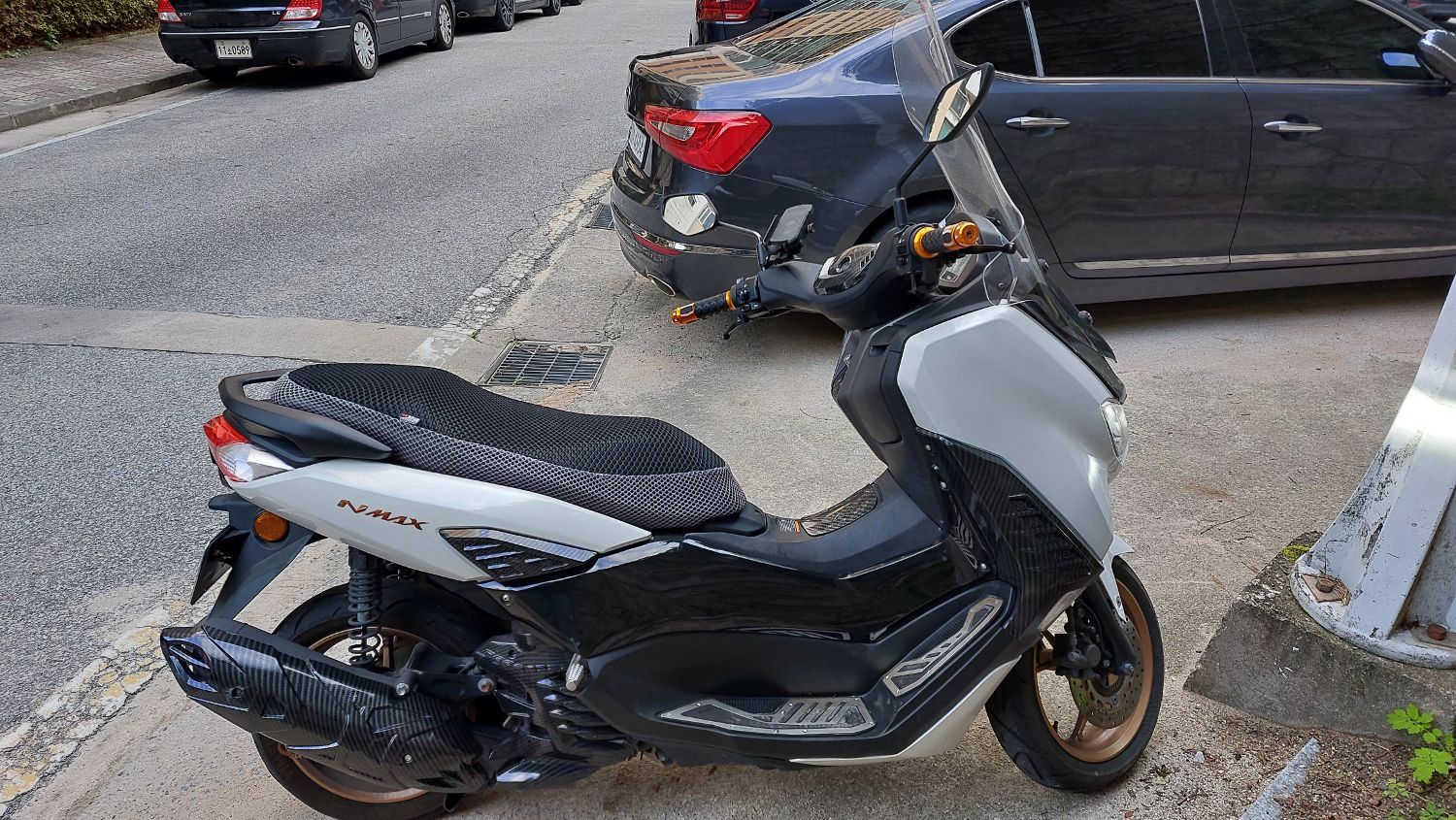 야마하 NMAX 125 more