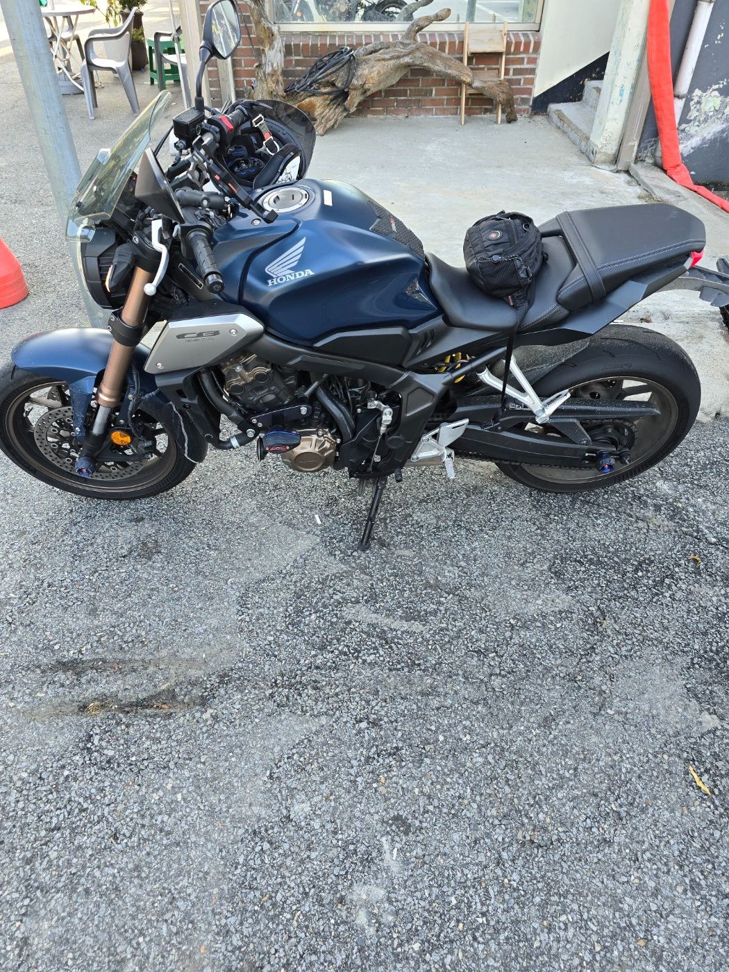 혼다 CB 650 R more