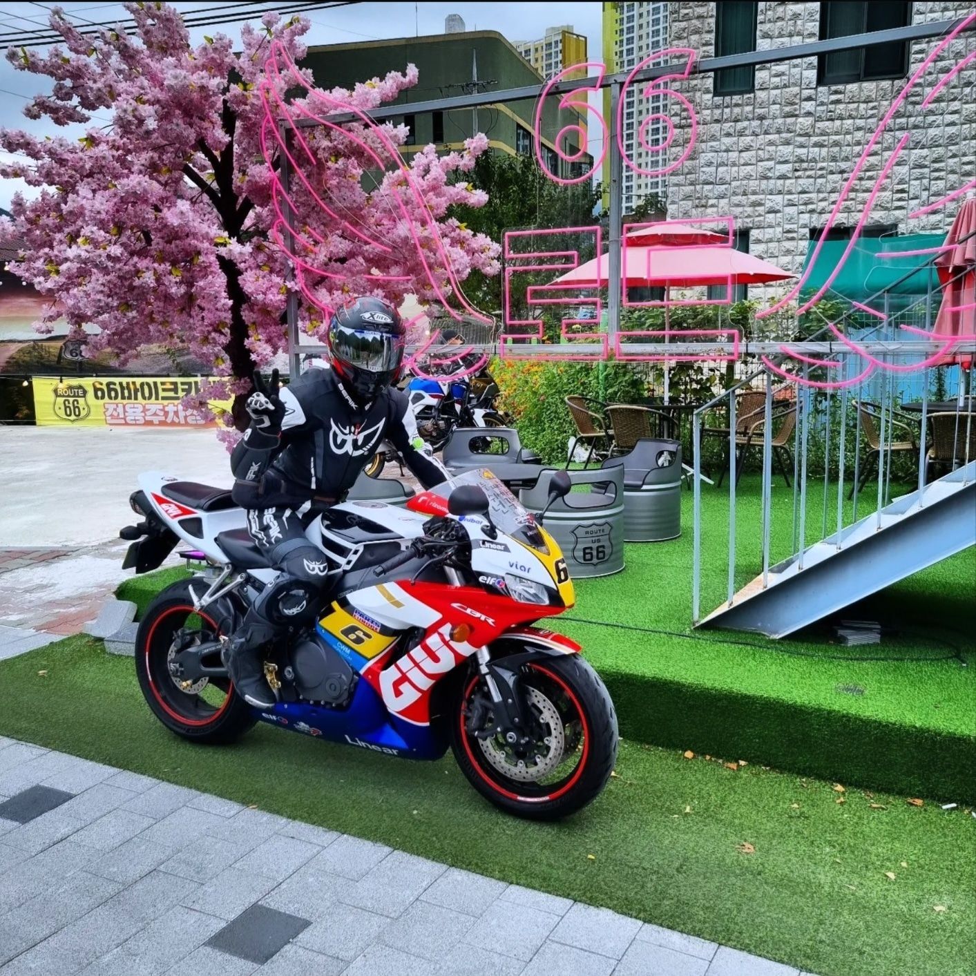 혼다 CBR 1000 RR more