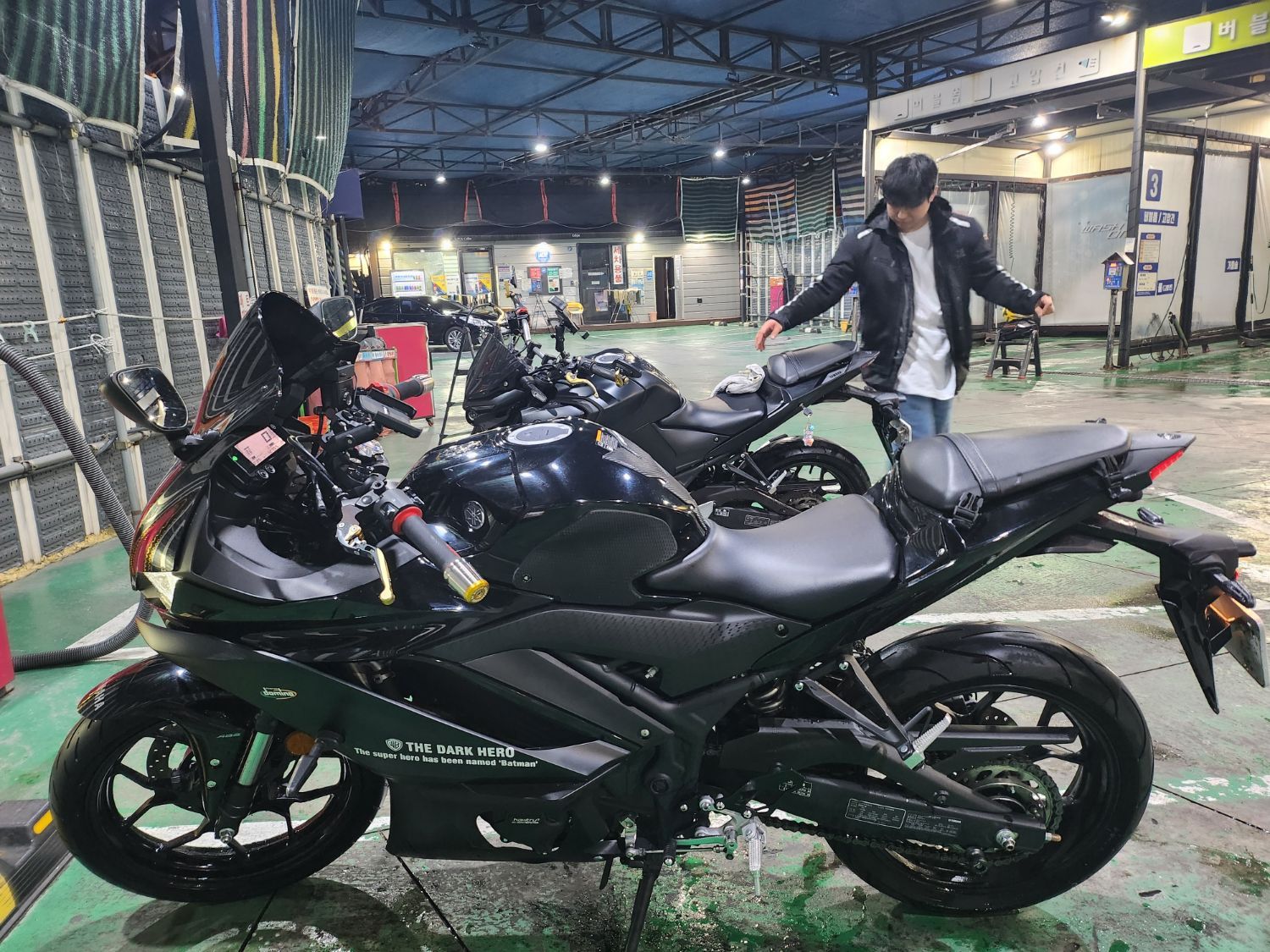 야마하 YZF R3 thumb 2