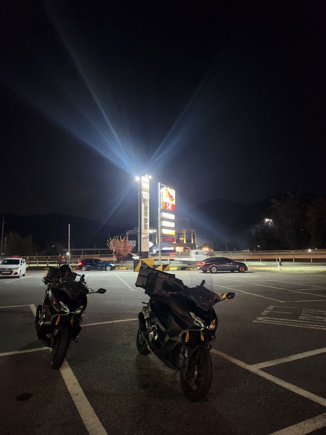 혼다 포르자 750 more