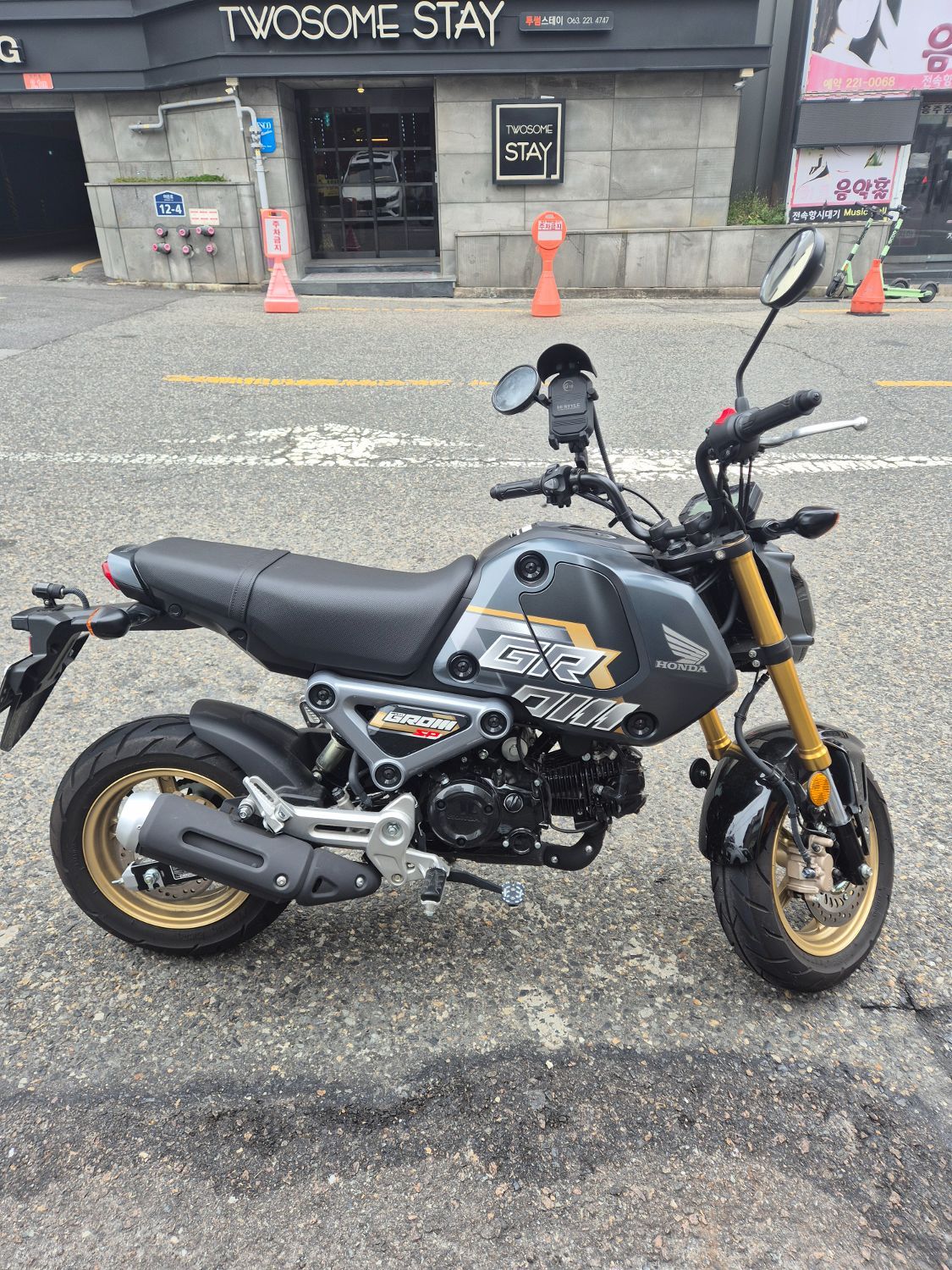 혼다 MSX 125 그롬 thumb 2