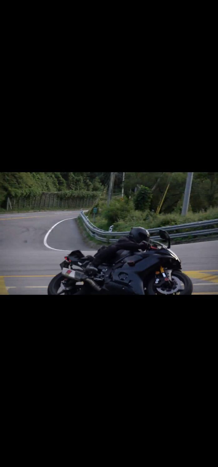 야마하 YZF R6 thumb 2