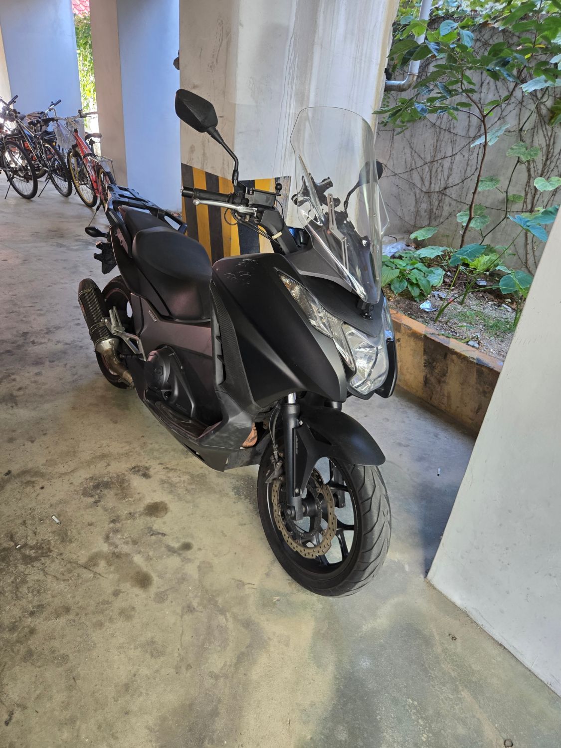 혼다 인테그라 750 thumb 2