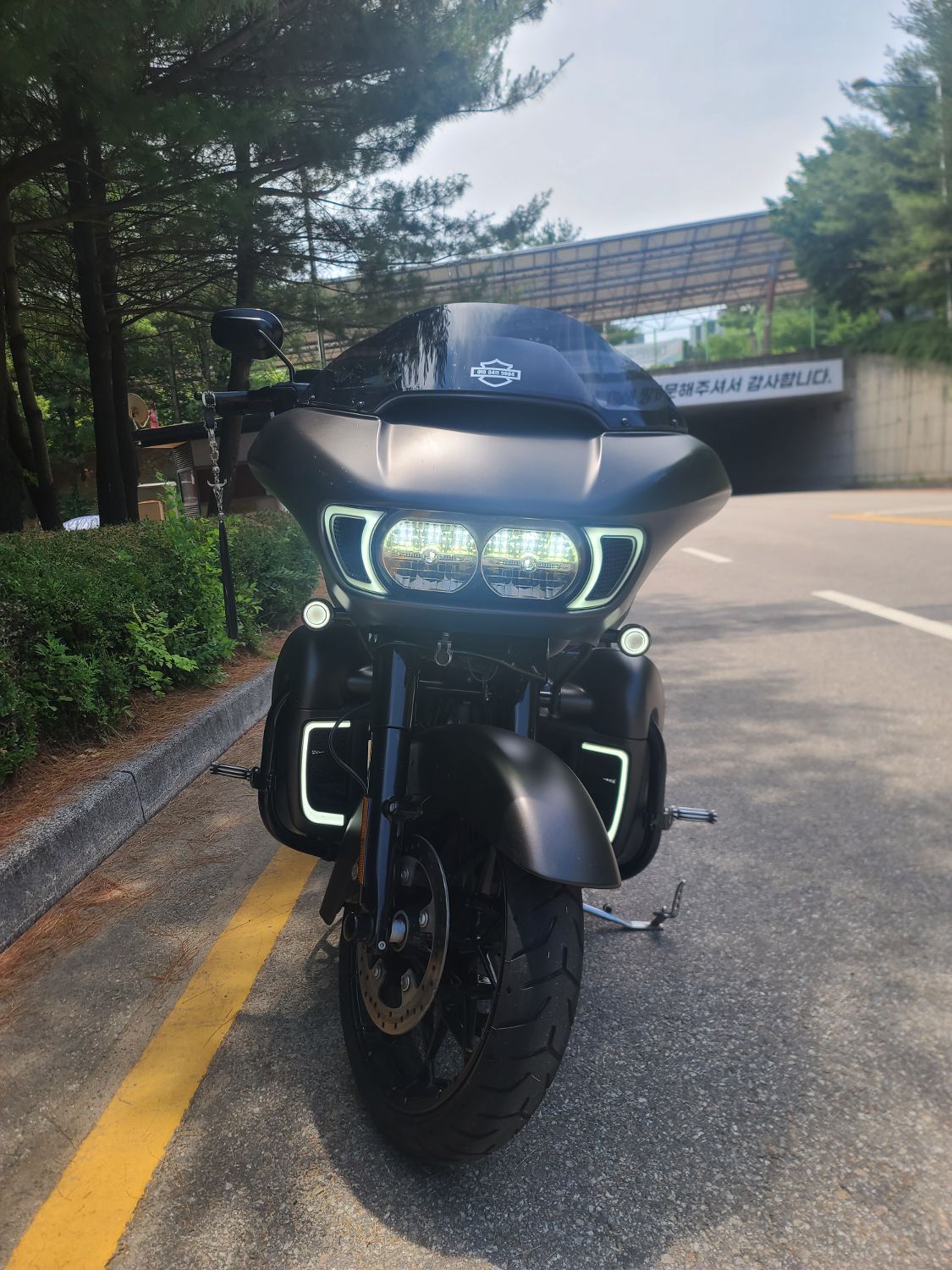 할리데이비슨 로드 글라이드 스페셜 2021 블랙 사진 5