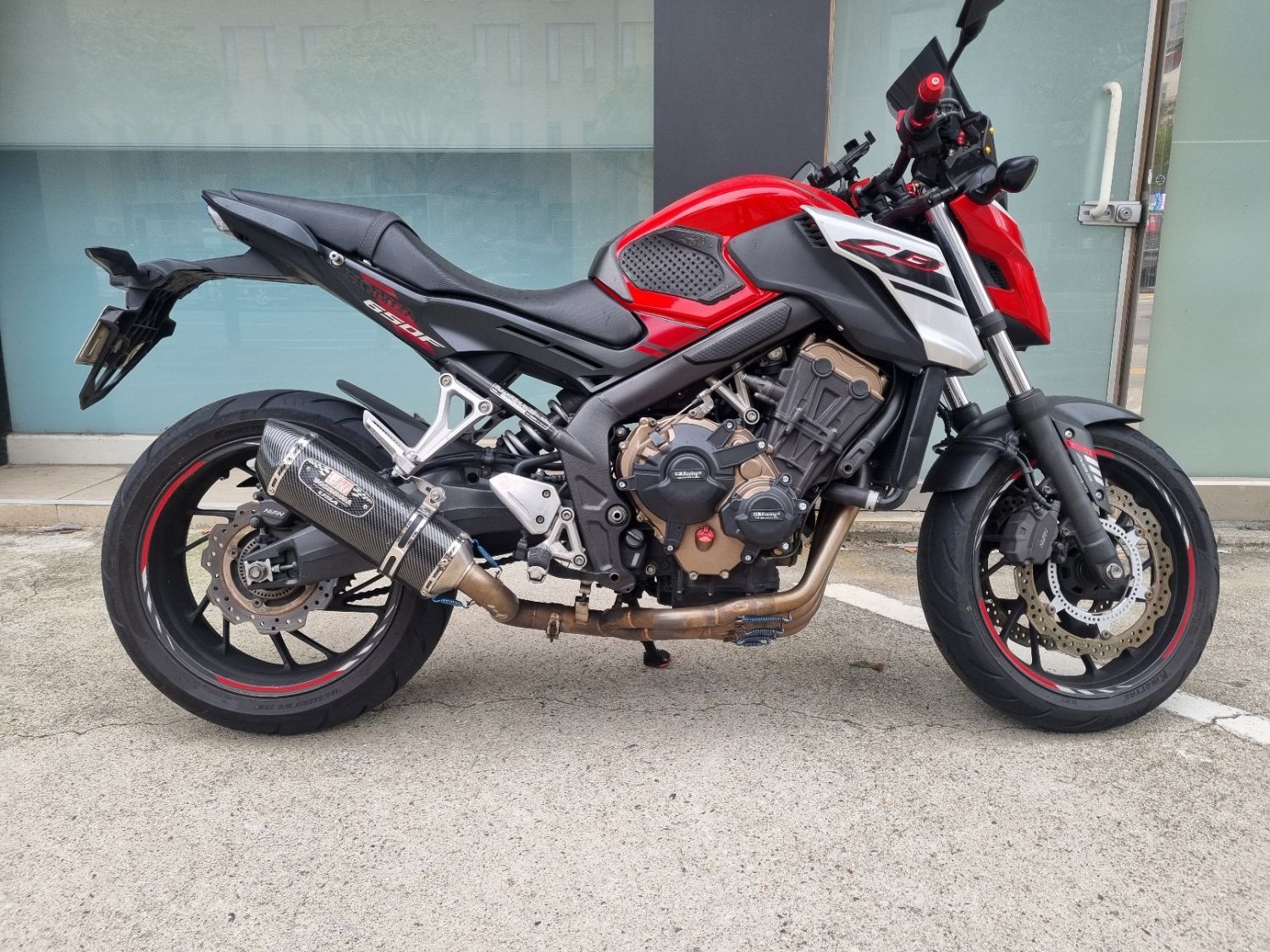 혼다 CB 650 F thumb 2