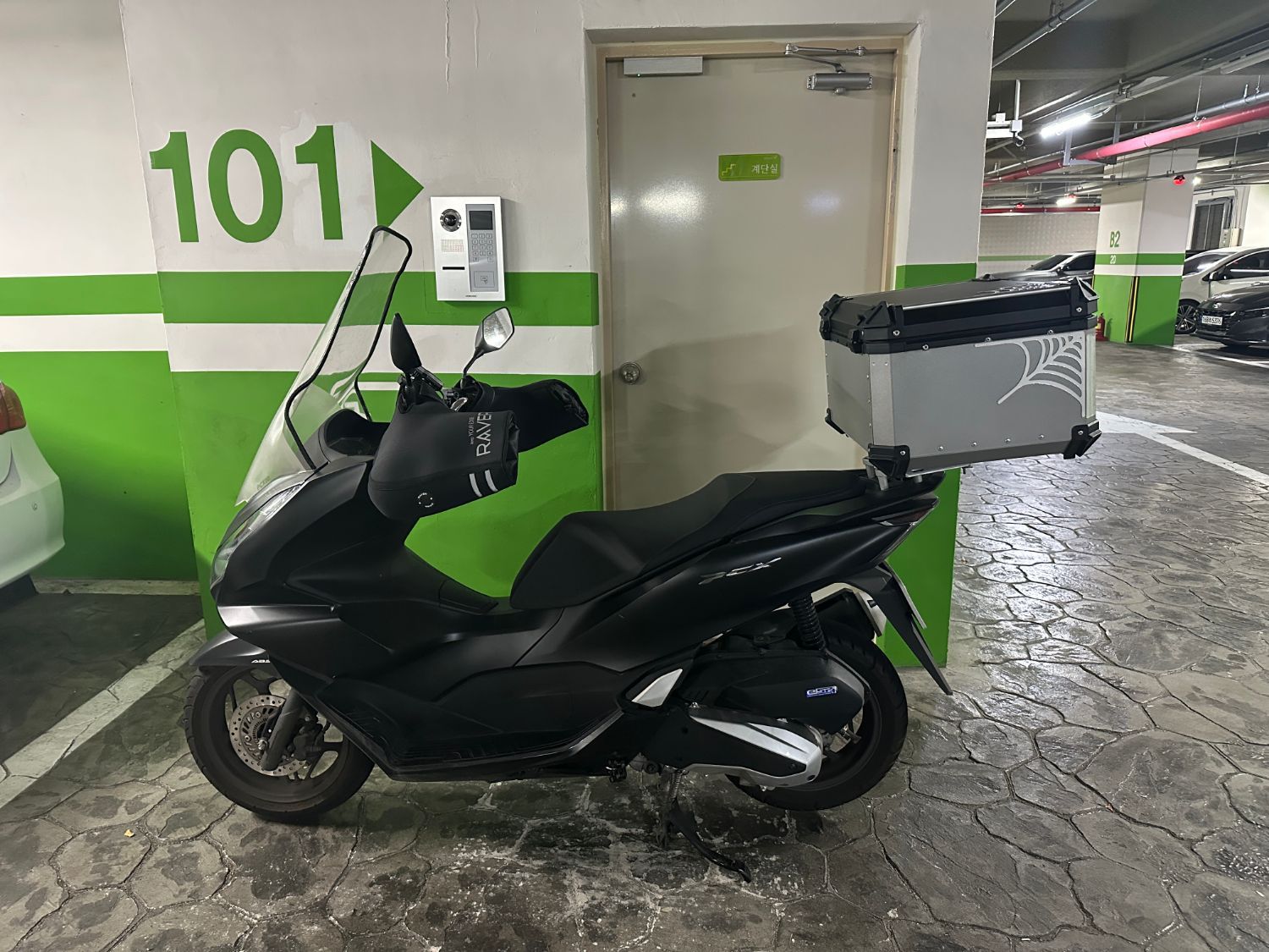 혼다 PCX 125 thumb 2