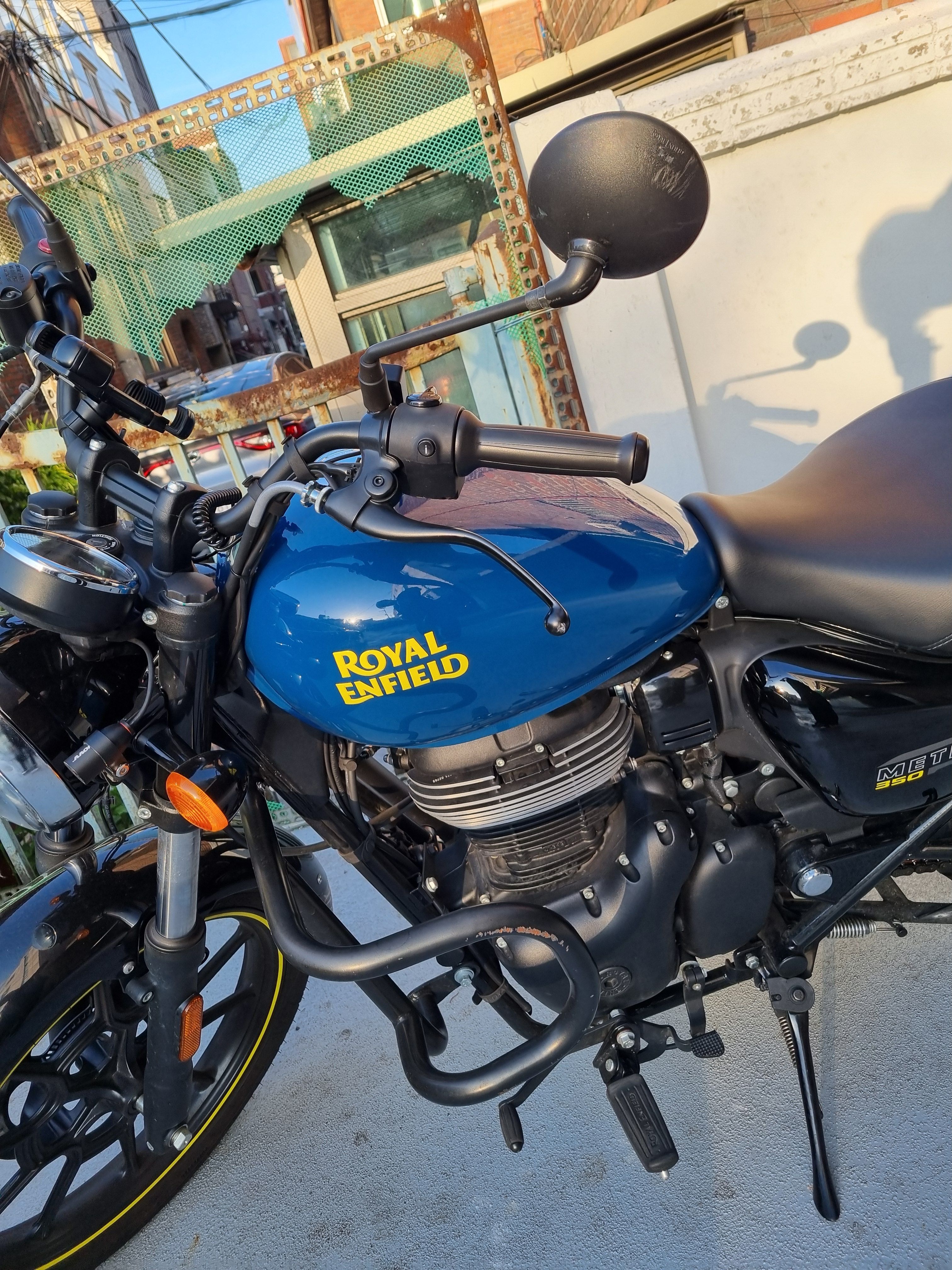 로얄엔필드 메테오 350 more