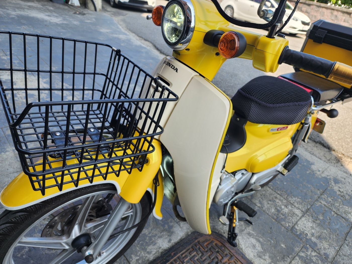 혼다 슈퍼 커브 110 more