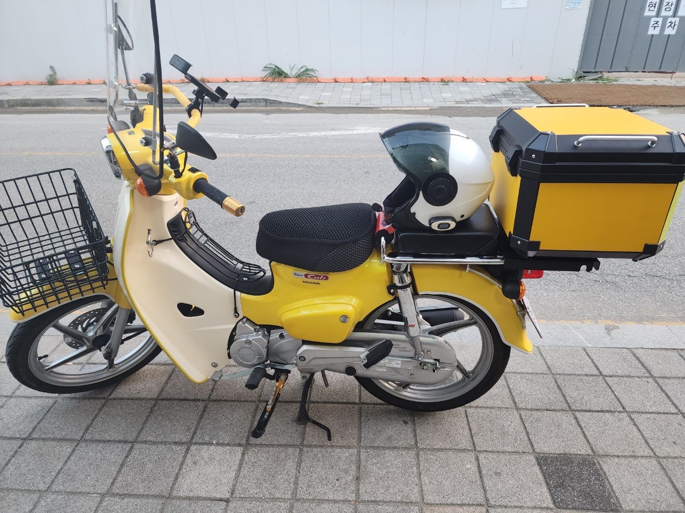 혼다 슈퍼 커브 110 thumb 2