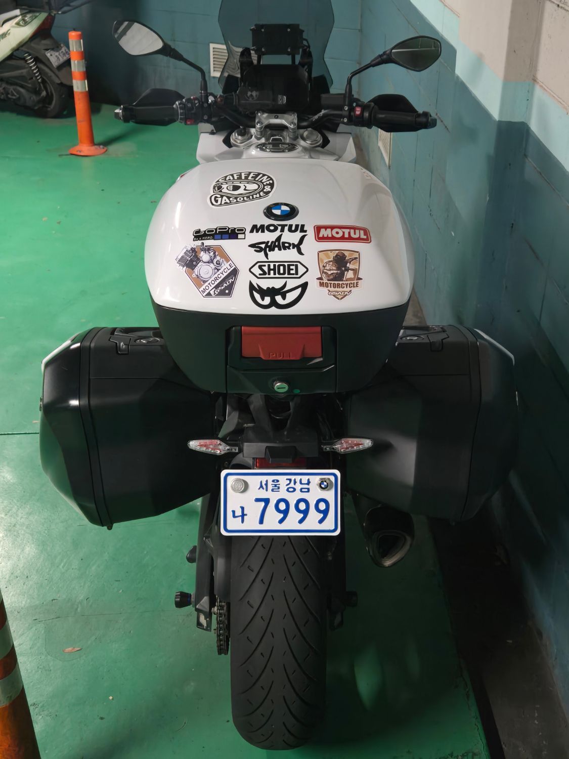 BMW S 1000 XR 2022 화이트 사진 5