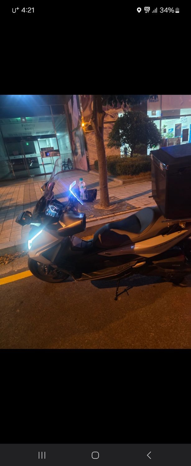 혼다 포르자 350 thumb 2