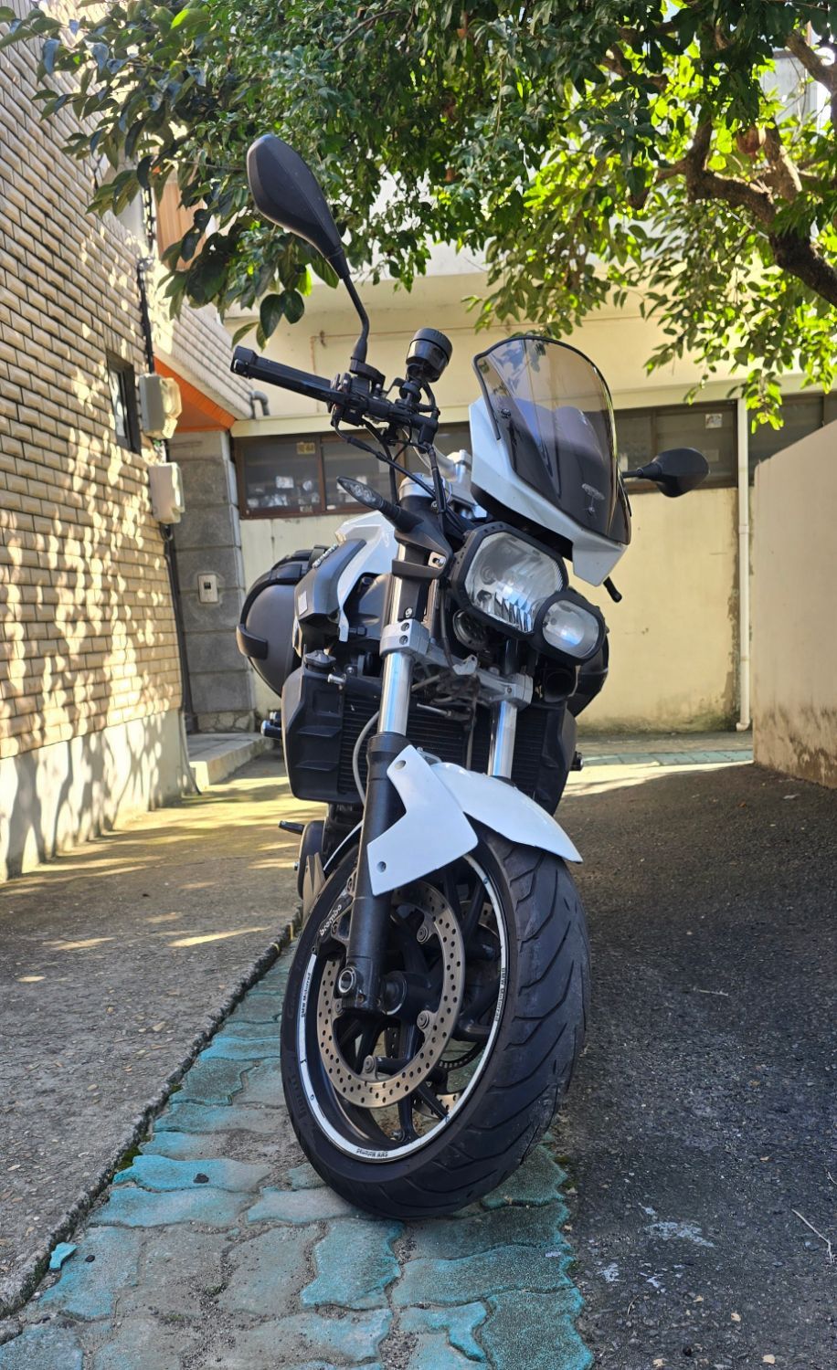BMW F 800 R main
