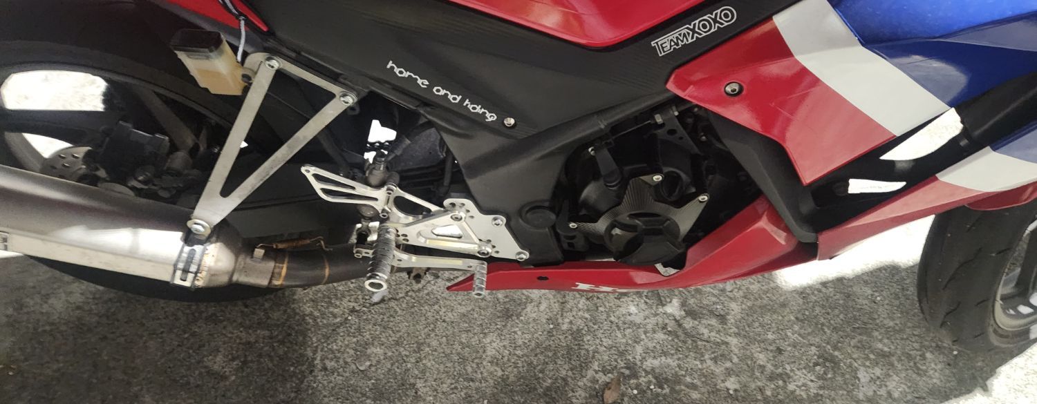 혼다 CBR 300 R thumb 2