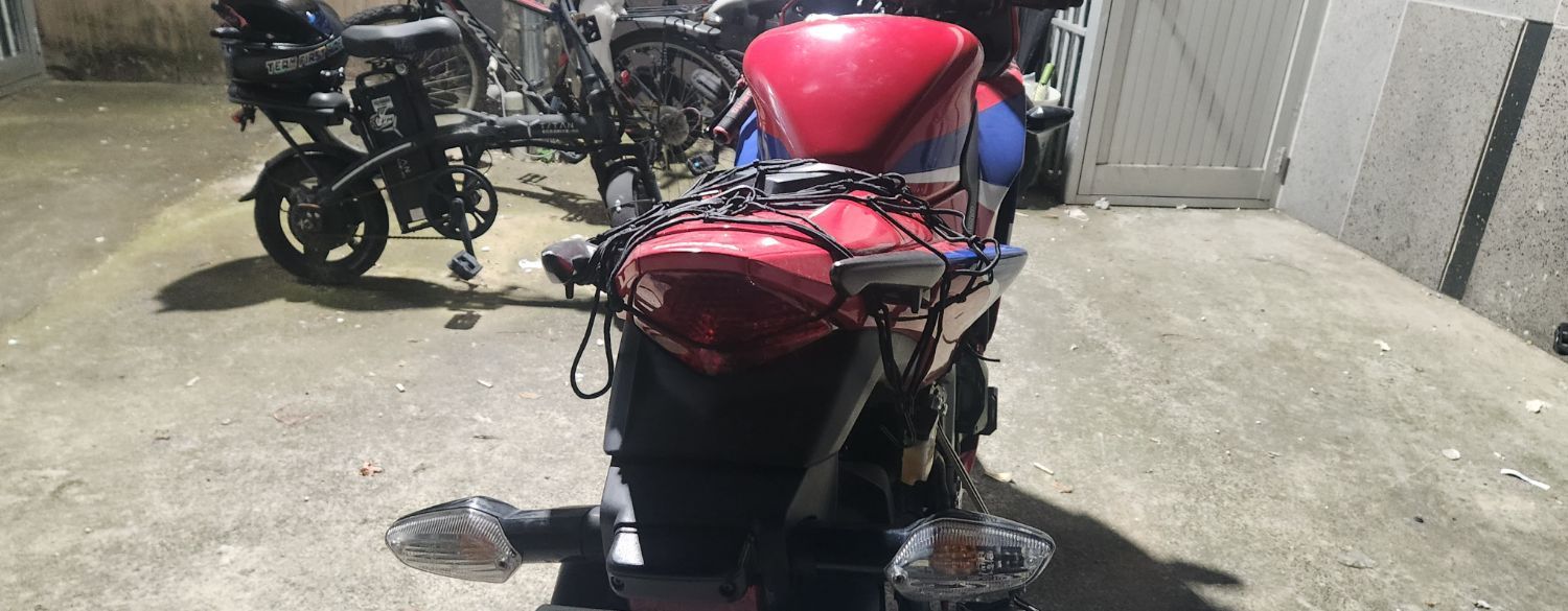 혼다 CBR 300 R more