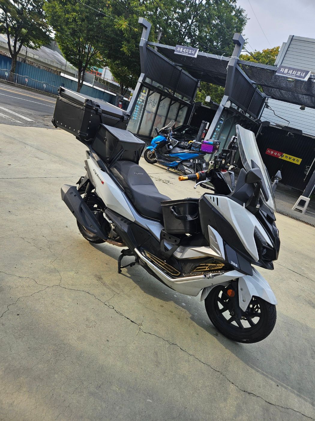 SYM 크루심 300 알파 ABS more