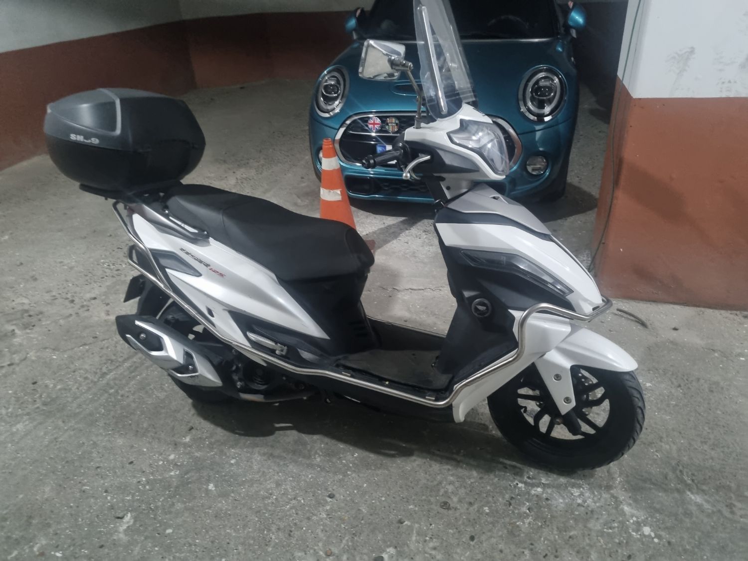 하우주 USR 125 more