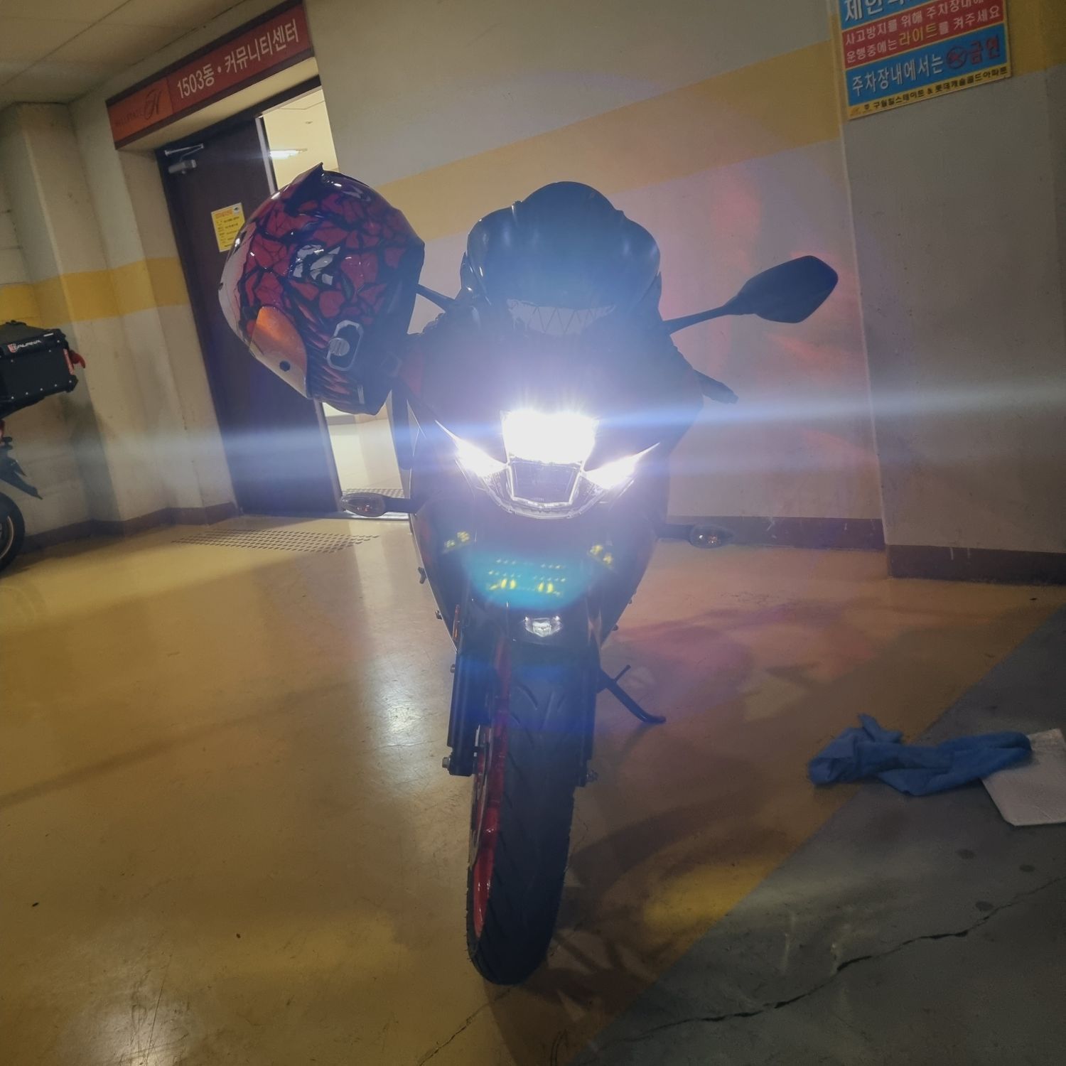 스즈키 GSX R 125 ABS more