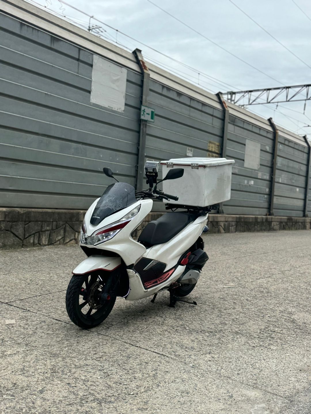 혼다 PCX 125 thumb 2