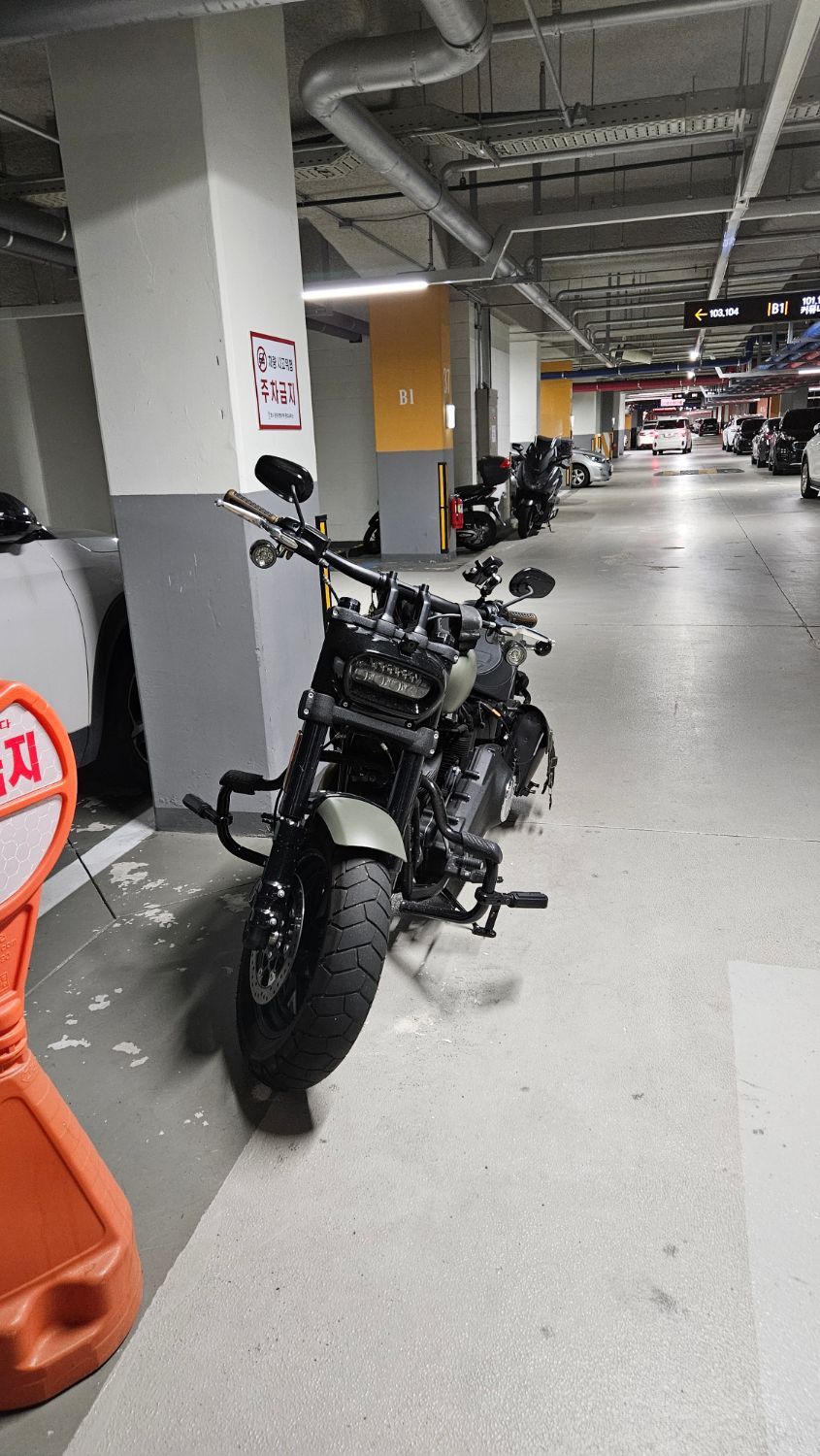 할리데이비슨 팻밥 114 thumb 2