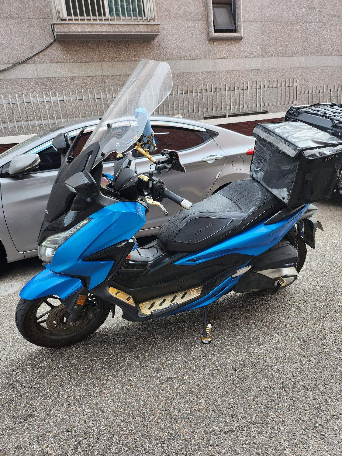 혼다 포르자 350 thumb 2