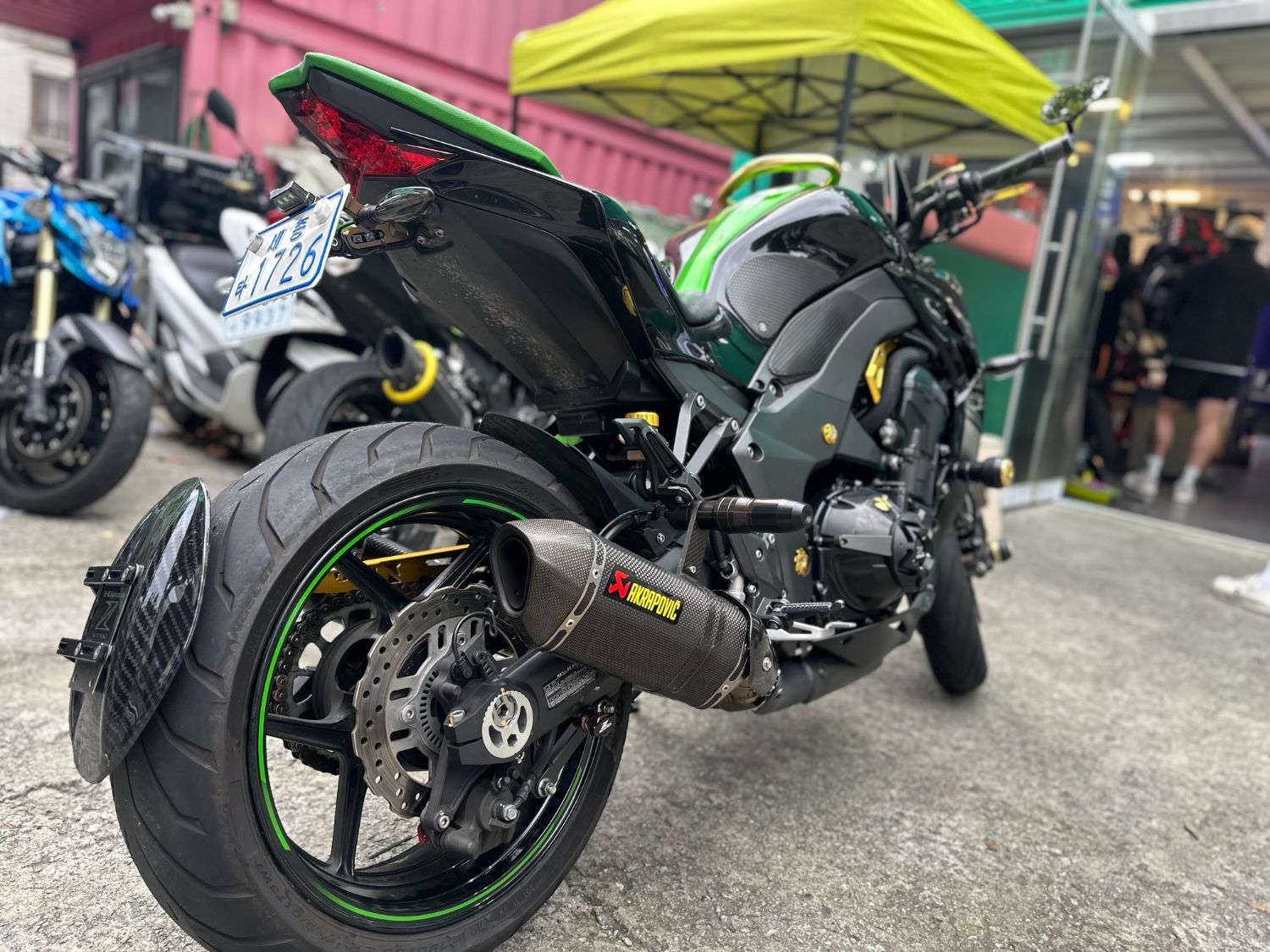 가와사키 Z 1000 more