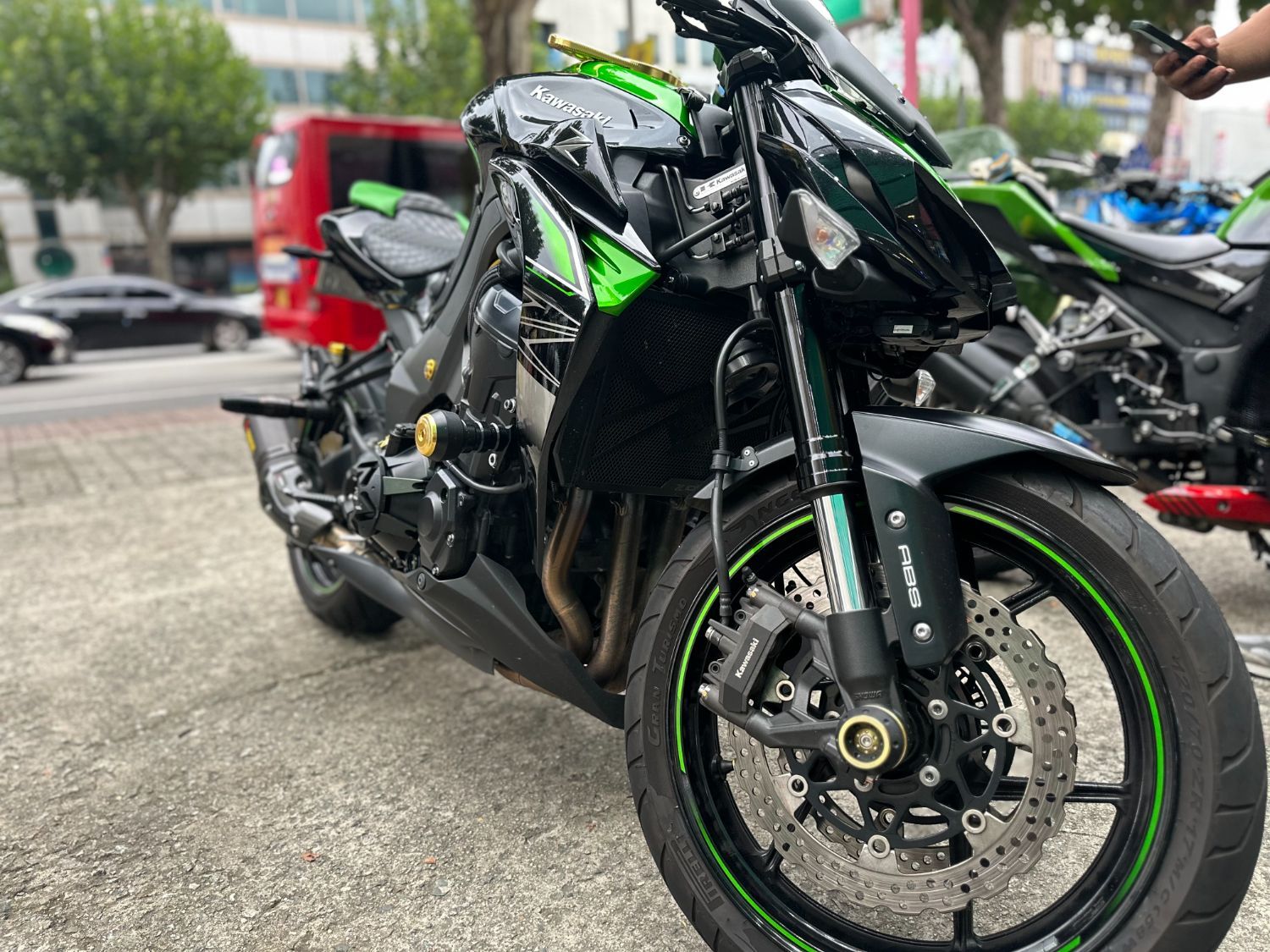 가와사키 Z 1000 thumb 2