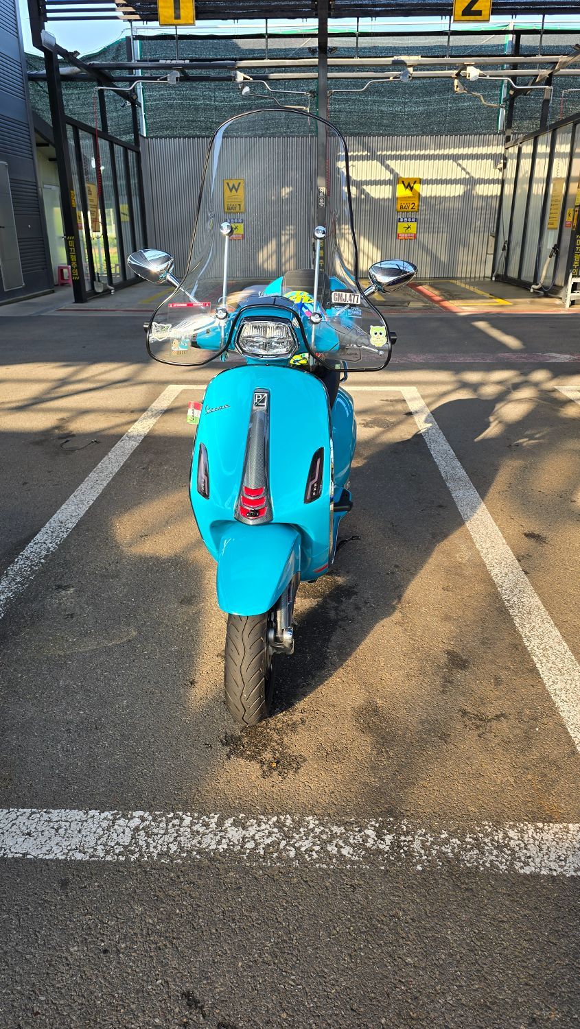 베스파 스프린트 S 125 more