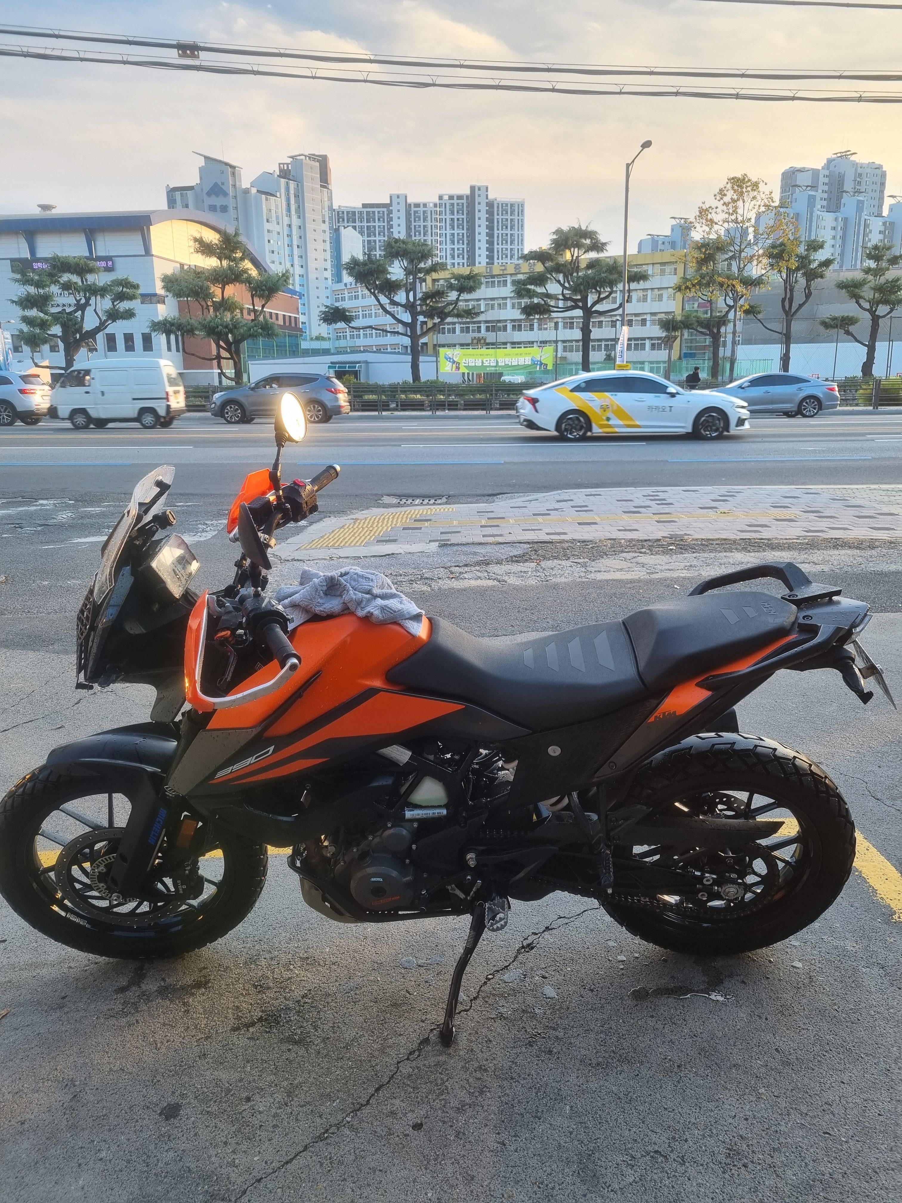 KTM 390 듀크 thumb 2