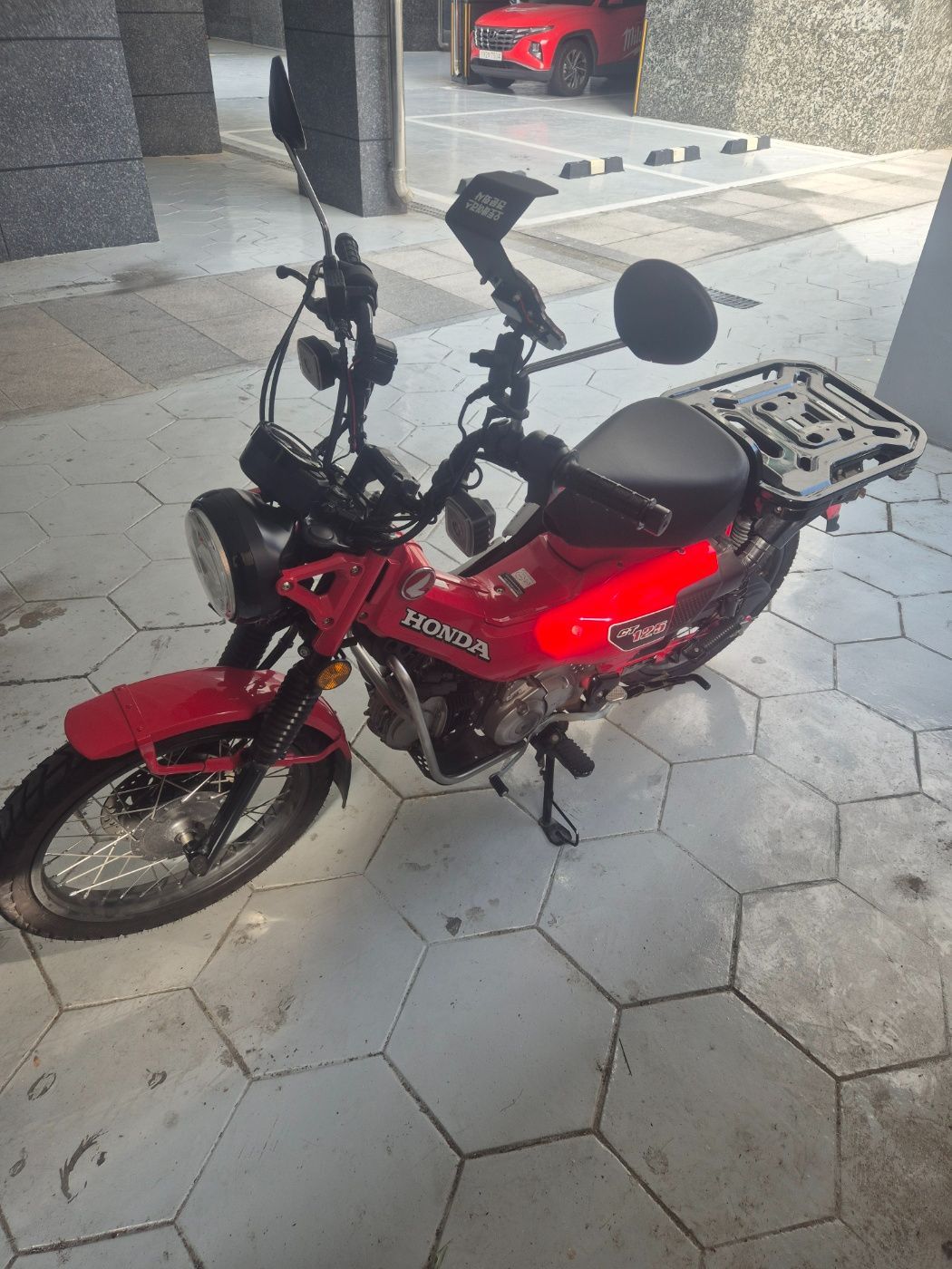 혼다 CT 125 thumb 2