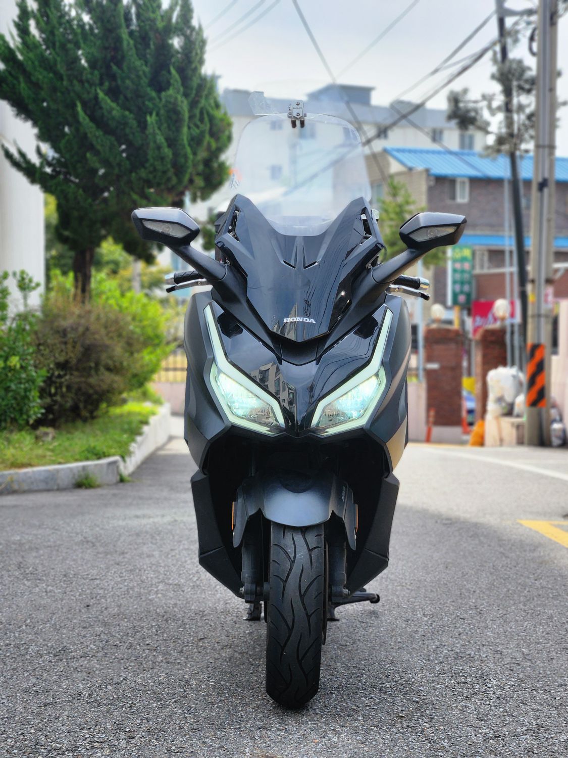 혼다 포르자 350 more