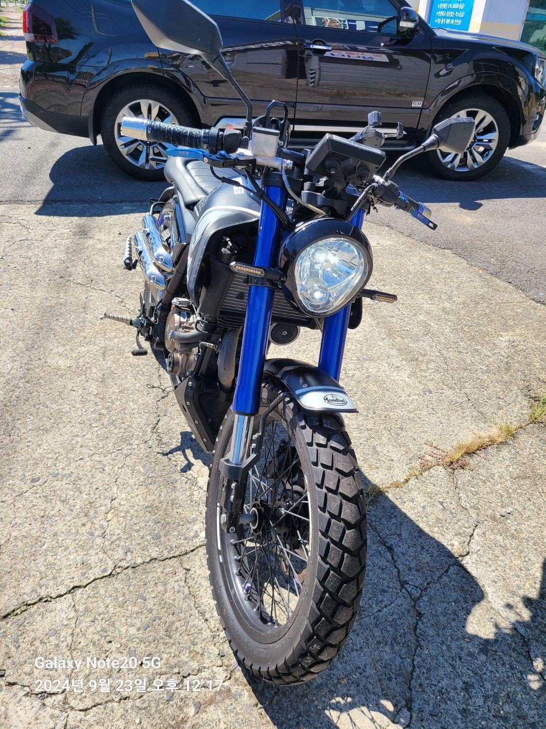 몬디알 힙스터 125 main